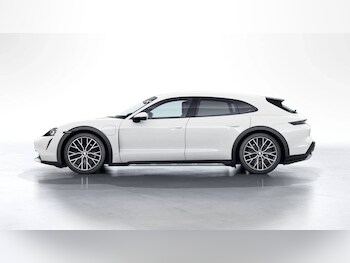 Used Porsche Taycan 2021 for sale - 77346379: Photo