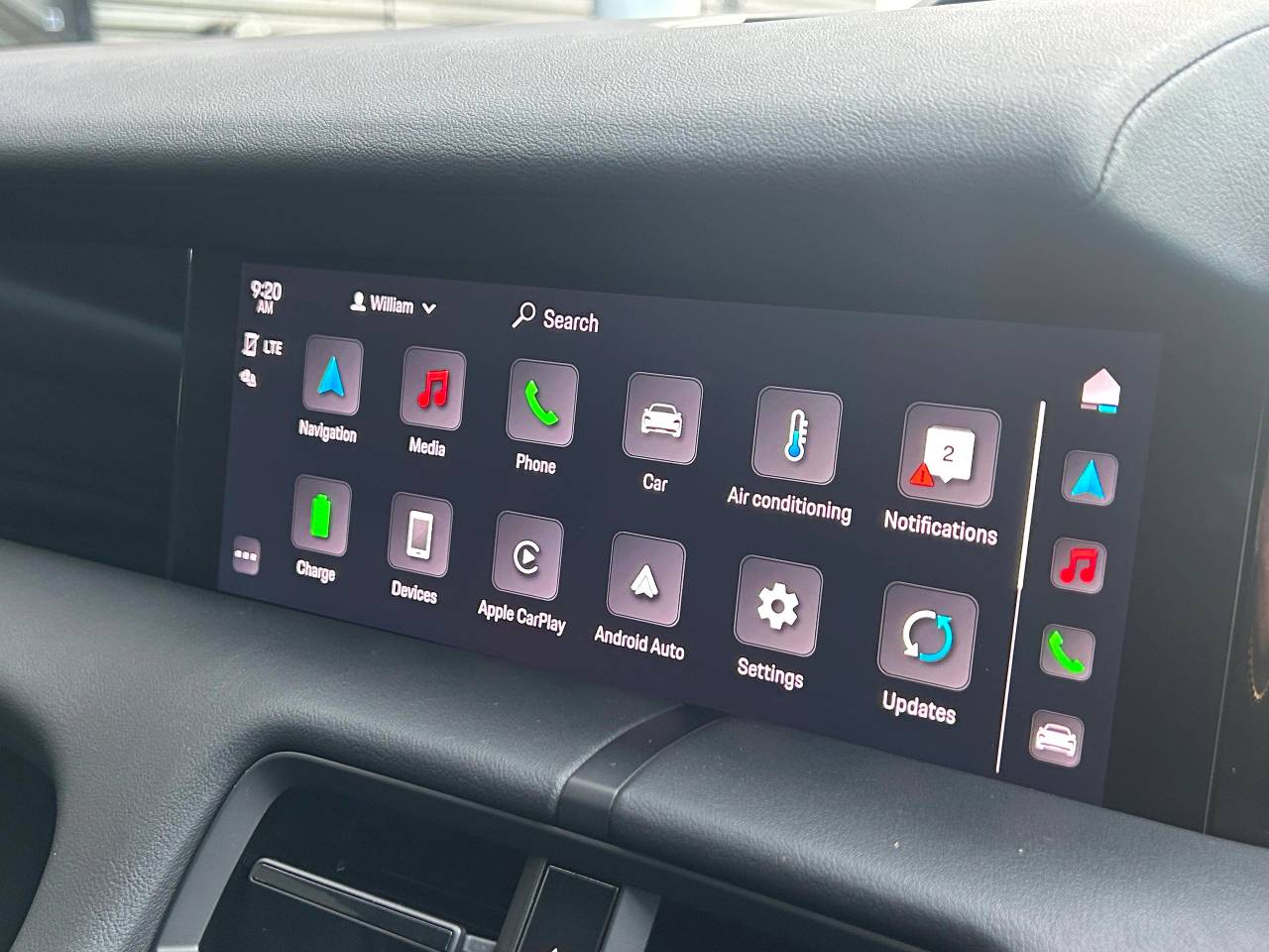 Used Porsche Taycan 2021 for sale - 77346379: Photo 32