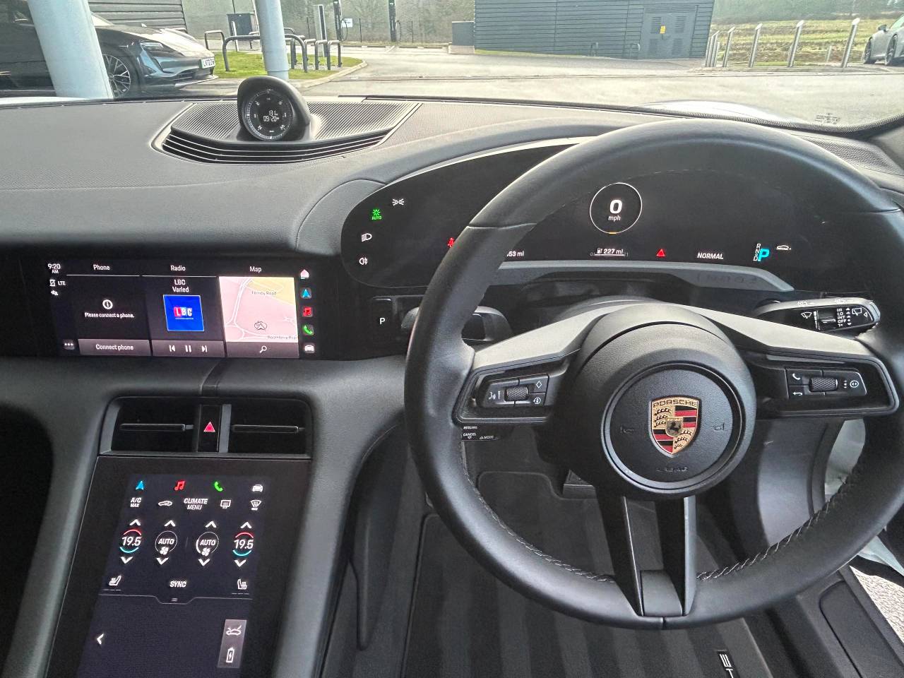 Used Porsche Taycan 2021 for sale - 77346379: Photo 33