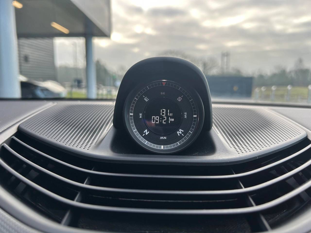 Used Porsche Taycan 2021 for sale - 77346379: Photo 40