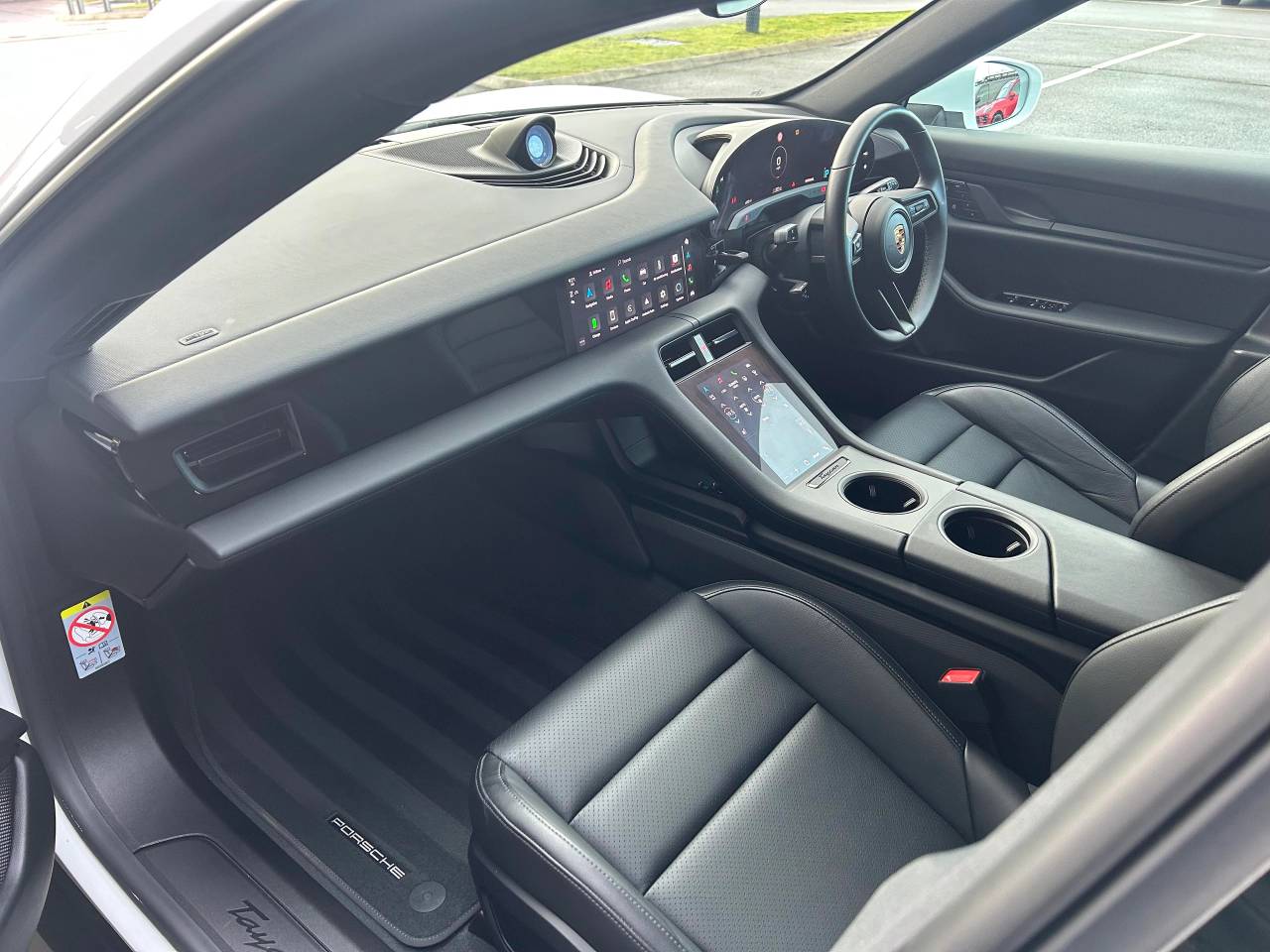 Used Porsche Taycan 2021 for sale - 77346379: Photo 50