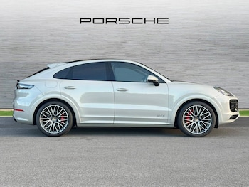 Used Porsche Cayenne 2023 for sale - 77177603: Photo