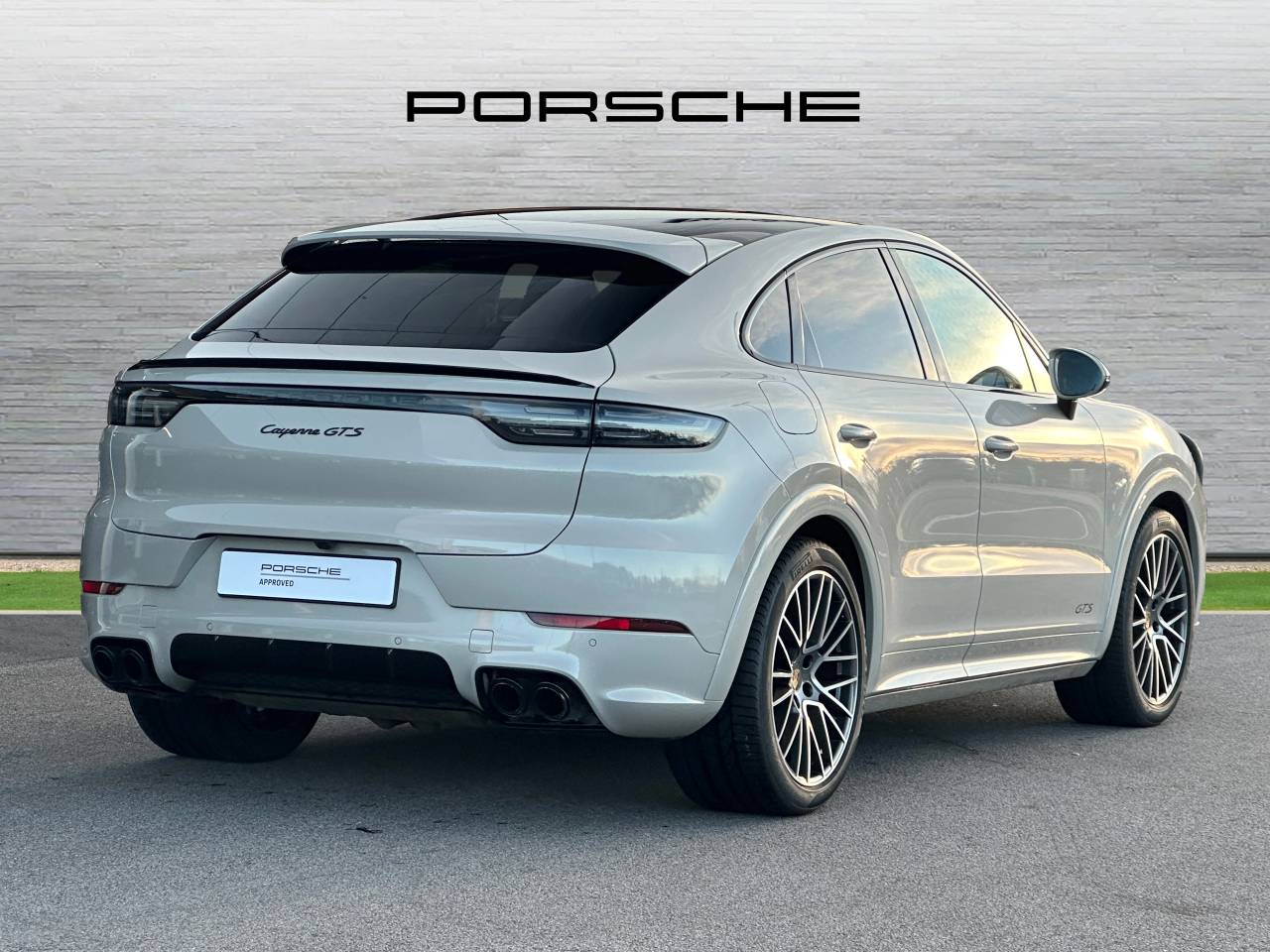 Used Porsche Cayenne 2023 for sale - 77177603: Photo 3