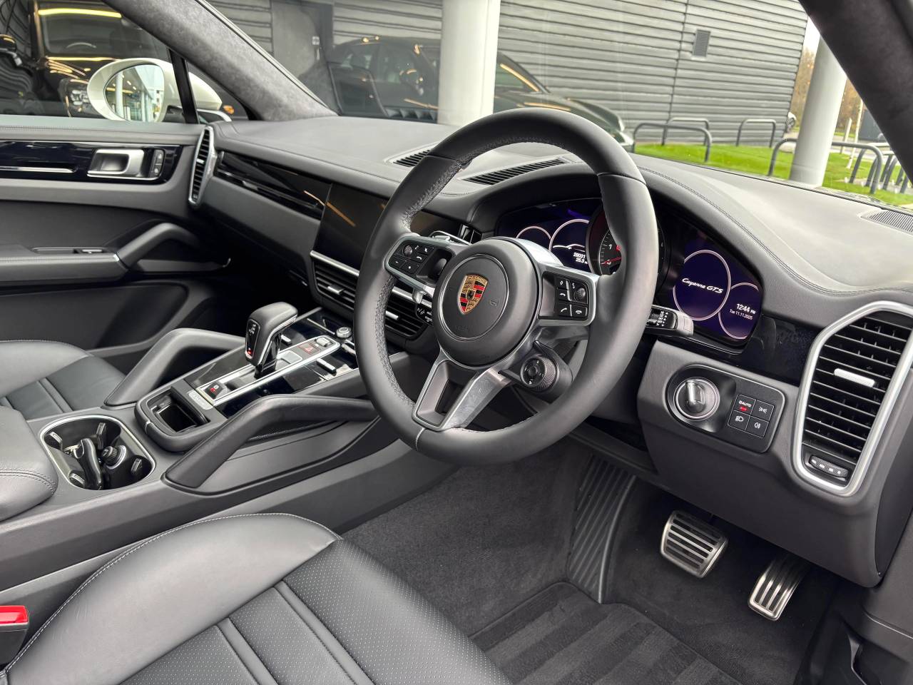 Used Porsche Cayenne 2023 for sale - 77177603: Photo 4