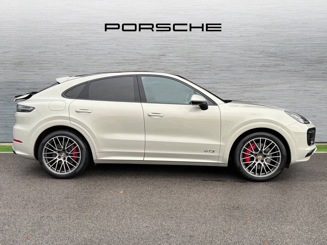 Used Porsche Cayenne 2023 for sale - 77177603: Photo 40