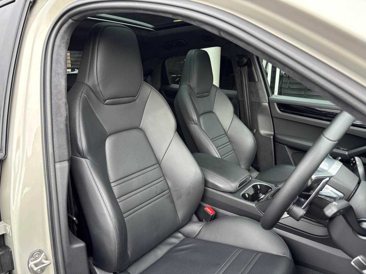 Used Porsche Cayenne 2023 for sale - 77177603: Photo 5