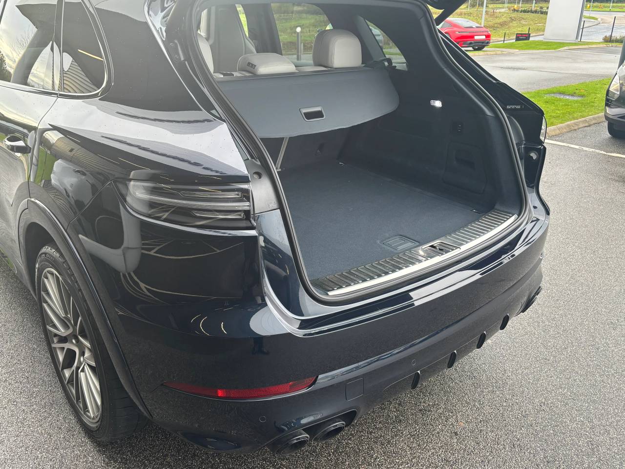 Used Porsche Cayenne 2022 for sale - 77177304: Photo 12