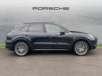Used Porsche Cayenne 2022 for sale - 77177304: Photo