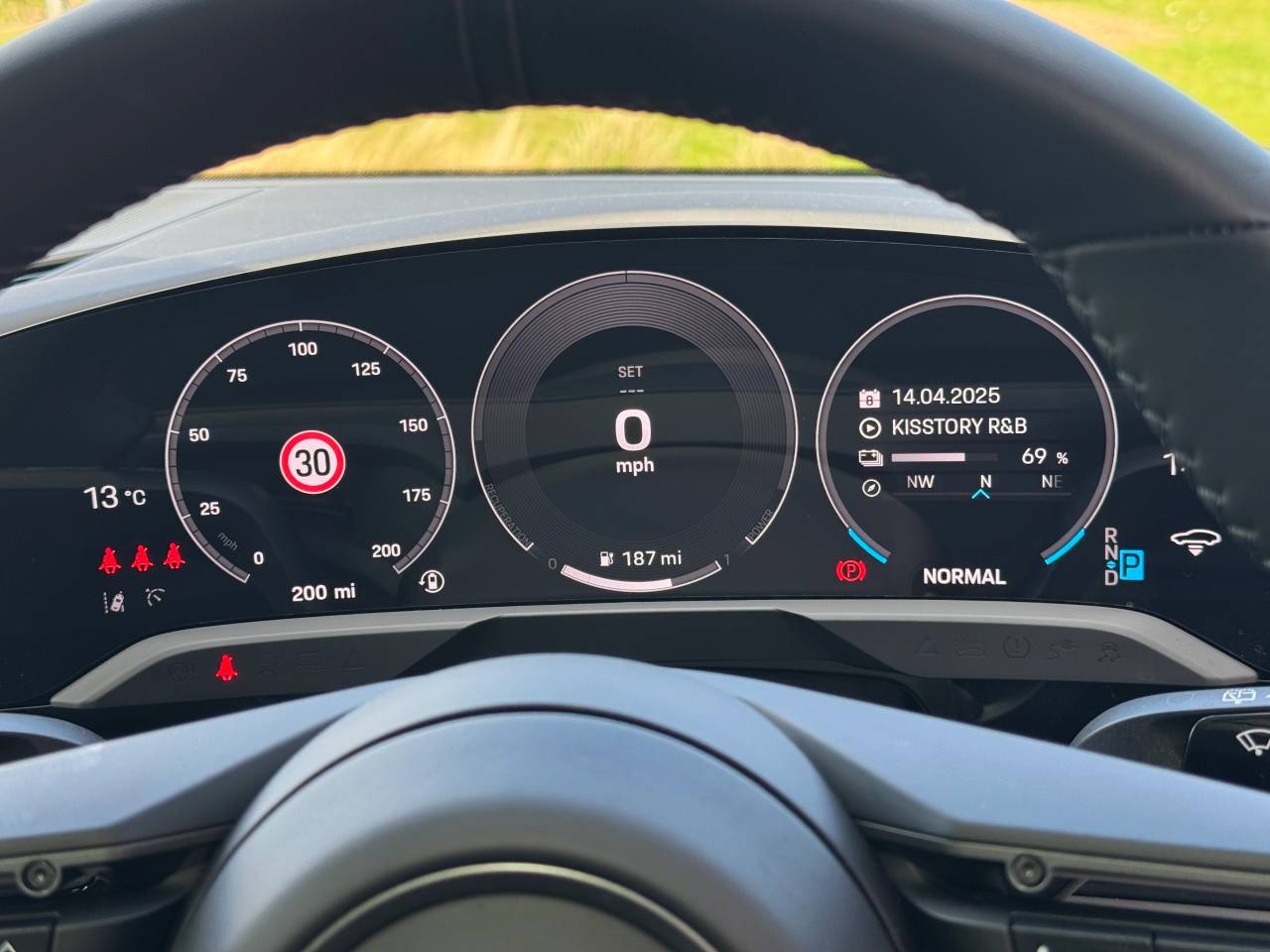 Used Porsche Taycan 2025 for sale - 77177718: Photo 20