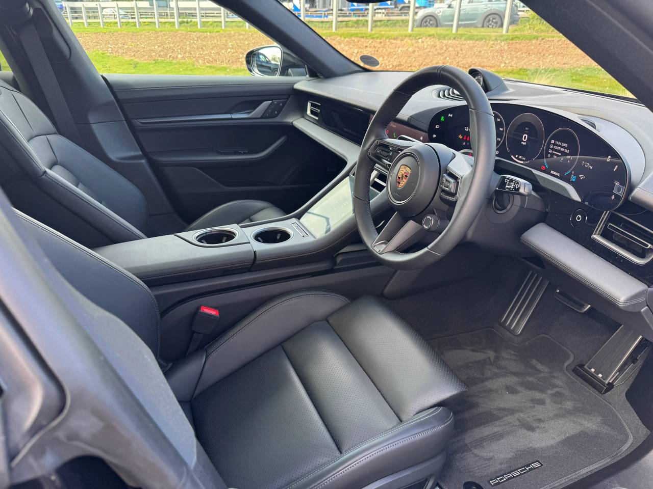 Used Porsche Taycan 2025 for sale - 77177718: Photo 45