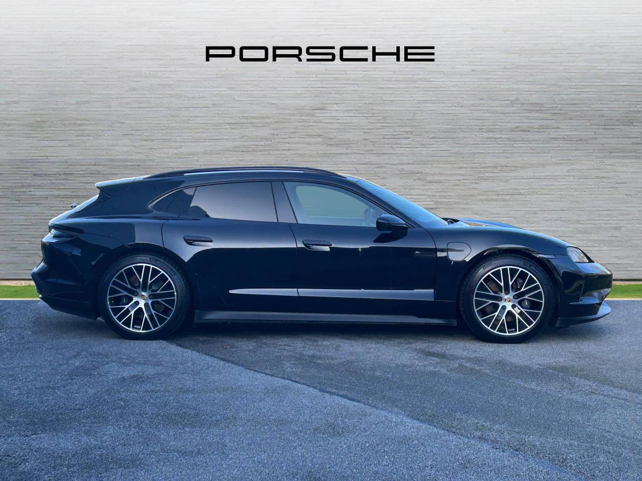 Used Porsche Taycan 2025 for sale - 77177718: Photo 54