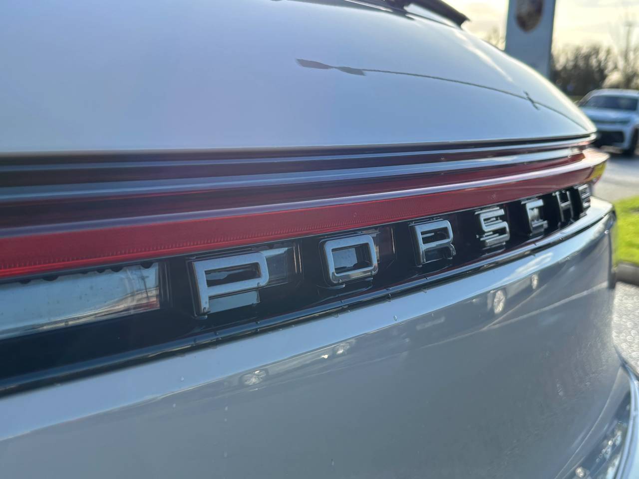 Used Porsche Macan 2024 for sale - 76716720: Photo 11