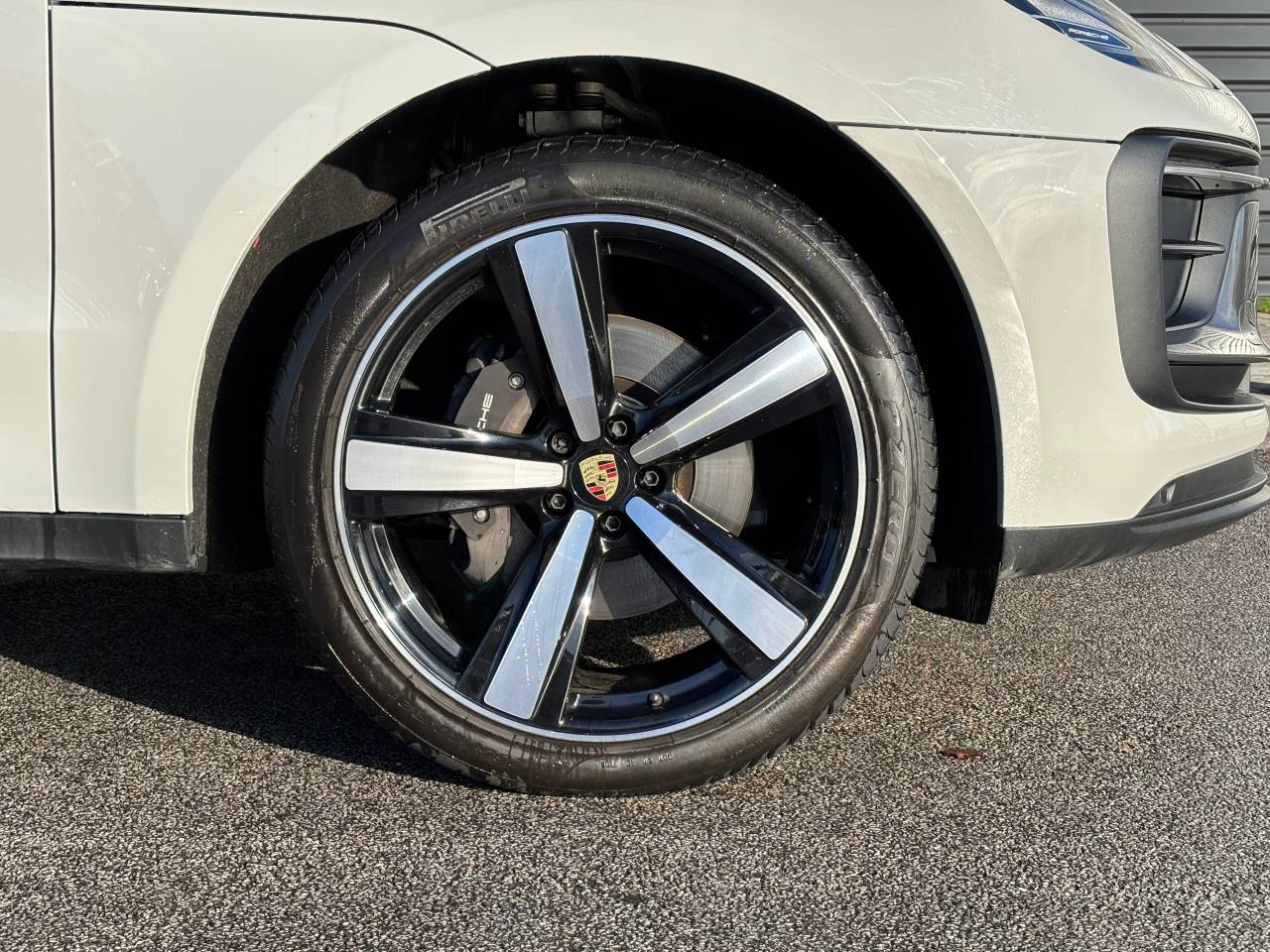 Used Porsche Macan 2024 for sale - 76716720: Photo 33