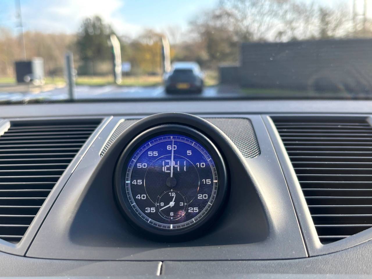 Used Porsche Macan 2024 for sale - 76716720: Photo 35