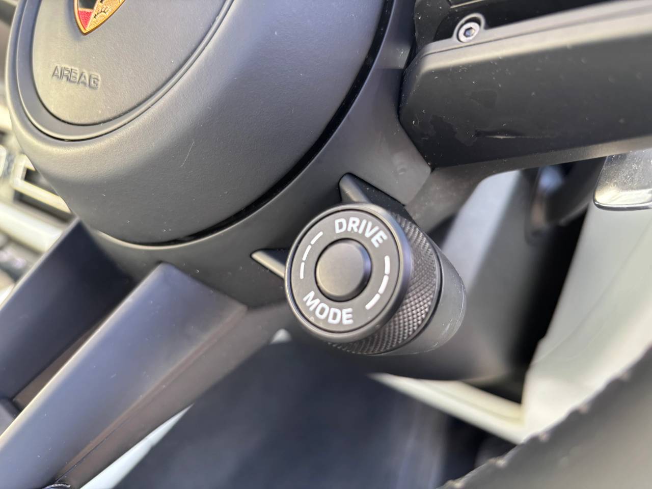 Used Porsche Macan 2024 for sale - 76716720: Photo 36