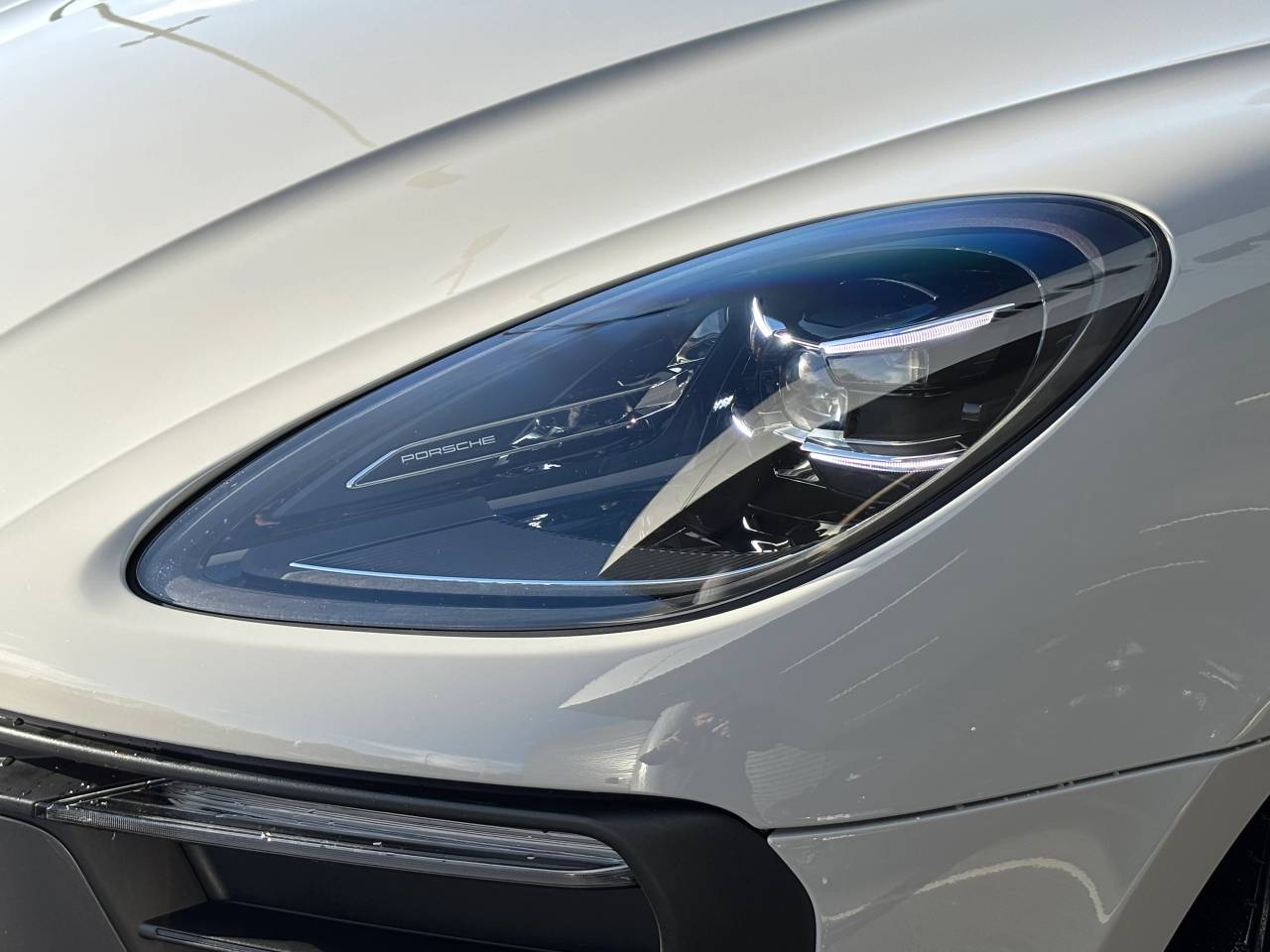 Used Porsche Macan 2024 for sale - 76716720: Photo 9