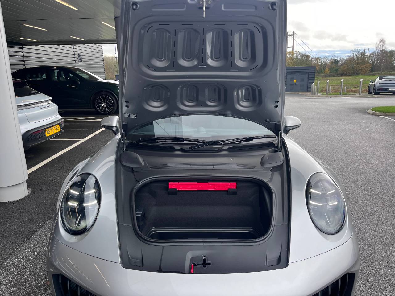 Used Porsche 911 2025 for sale - 77177610: Photo 10