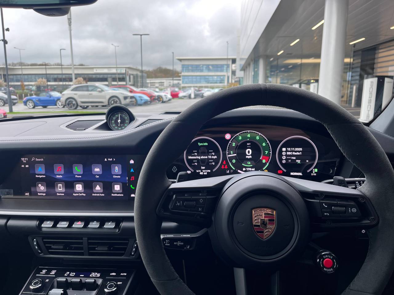 Used Porsche 911 2025 for sale - 77177610: Photo 18