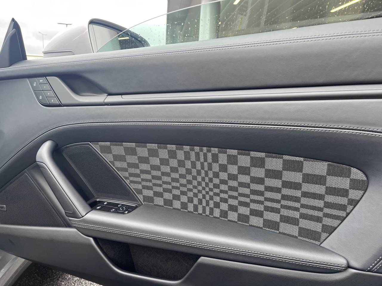 Used Porsche 911 2025 for sale - 77177610: Photo 23