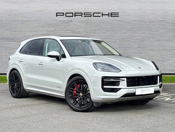 Used Porsche Cayenne 2024 for sale - 77826210: Photo