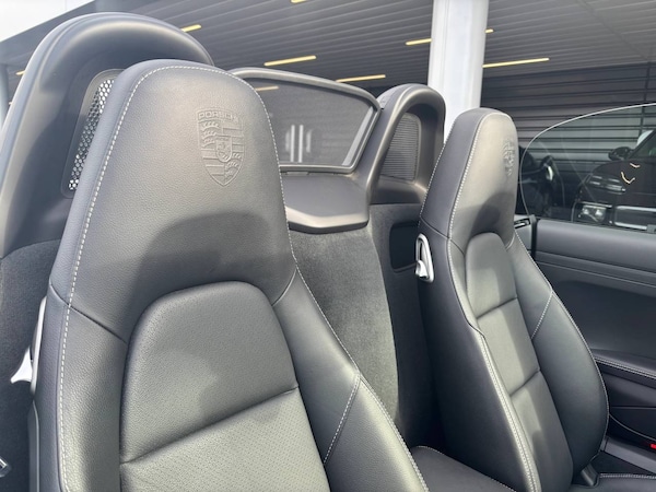 Used Porsche 718 Boxster 2024 for sale - 76110835: Photo 32