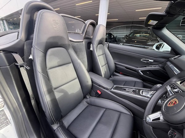 Used Porsche 718 Boxster 2024 for sale - 76110835: Photo 8