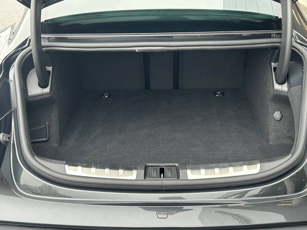 Used Porsche Taycan 2024 for sale - 77512226: Photo 27