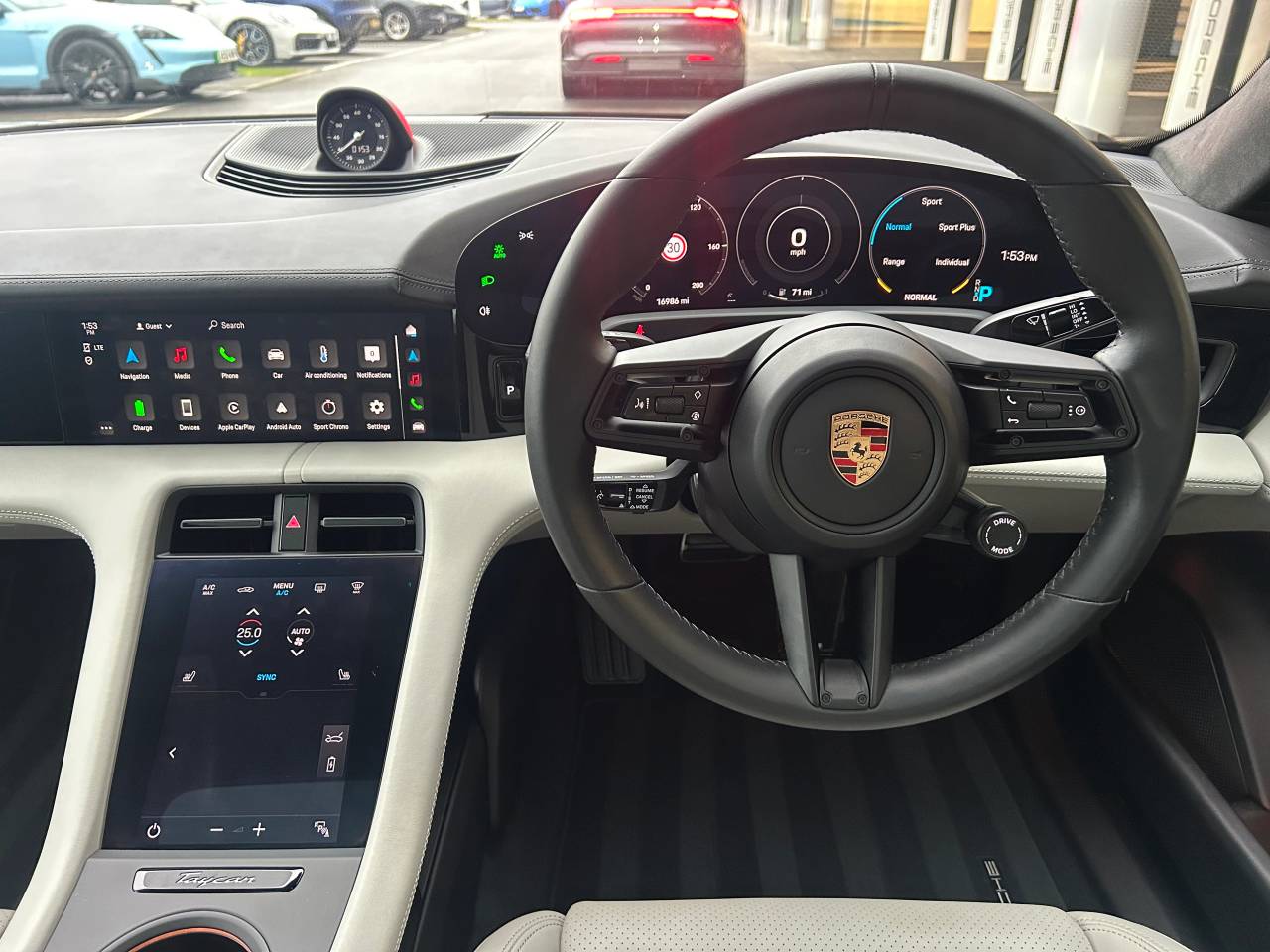 Used Porsche Taycan 2024 for sale - 77512226: Photo 35