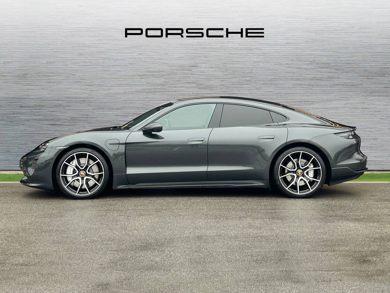 Used Porsche Taycan 2024 for sale - 77512226: Photo 59