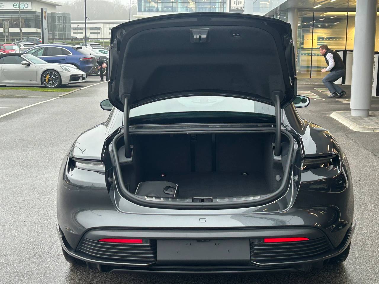 Used Porsche Taycan 2024 for sale - 77512226: Photo 8