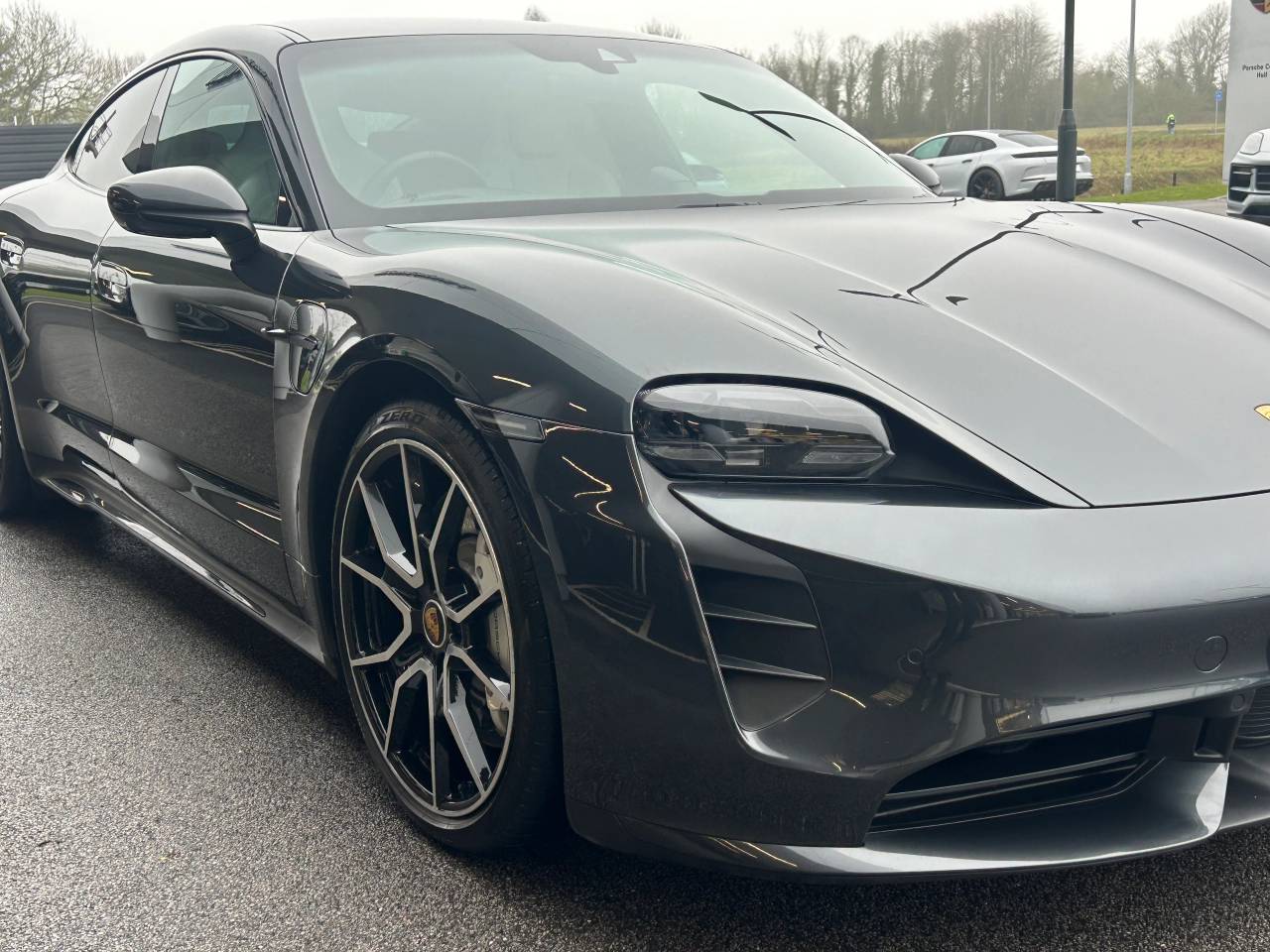 Used Porsche Taycan 2024 for sale - 77512226: Photo 9