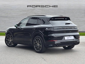 Used Porsche Cayenne 2025 for sale - 79237967: Photo