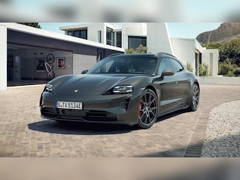 2023 (73) - 440kW GTS 93kWh 5dr Auto