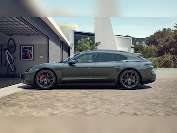 Used Porsche Taycan 2023 for sale - 75758273: Photo