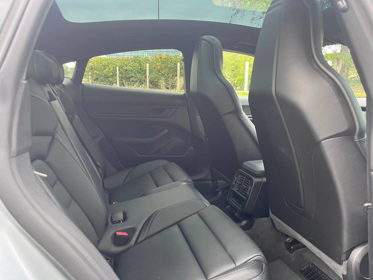 Used Porsche Taycan 2022 for sale - 77177340: Photo 22