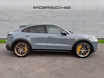 Used Porsche Cayenne 2024 for sale - 79782020: Photo