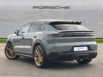 Used Porsche Cayenne 2024 for sale - 79782020: Photo
