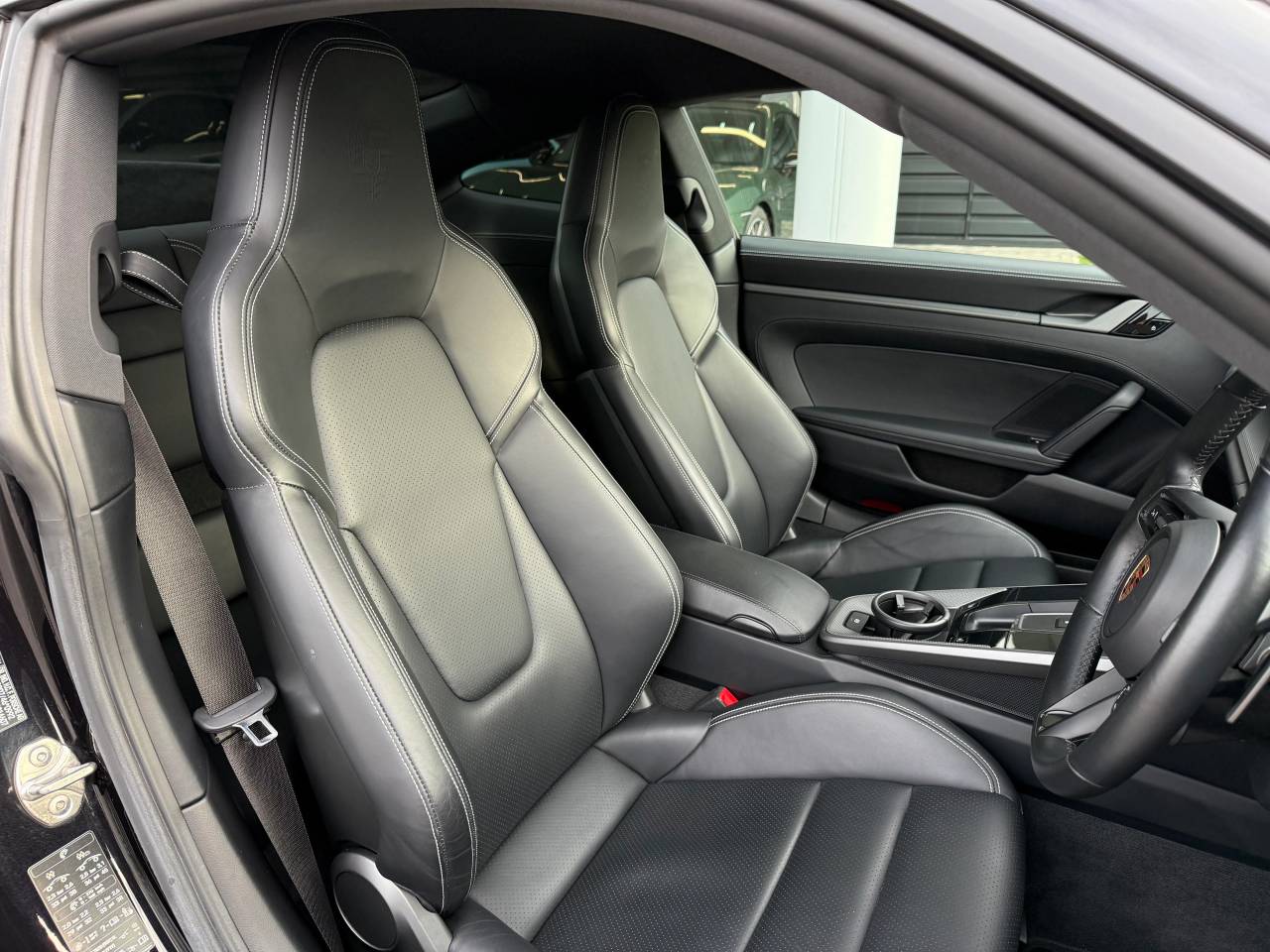 Used Porsche 911 2019 for sale - 77177329: Photo 5