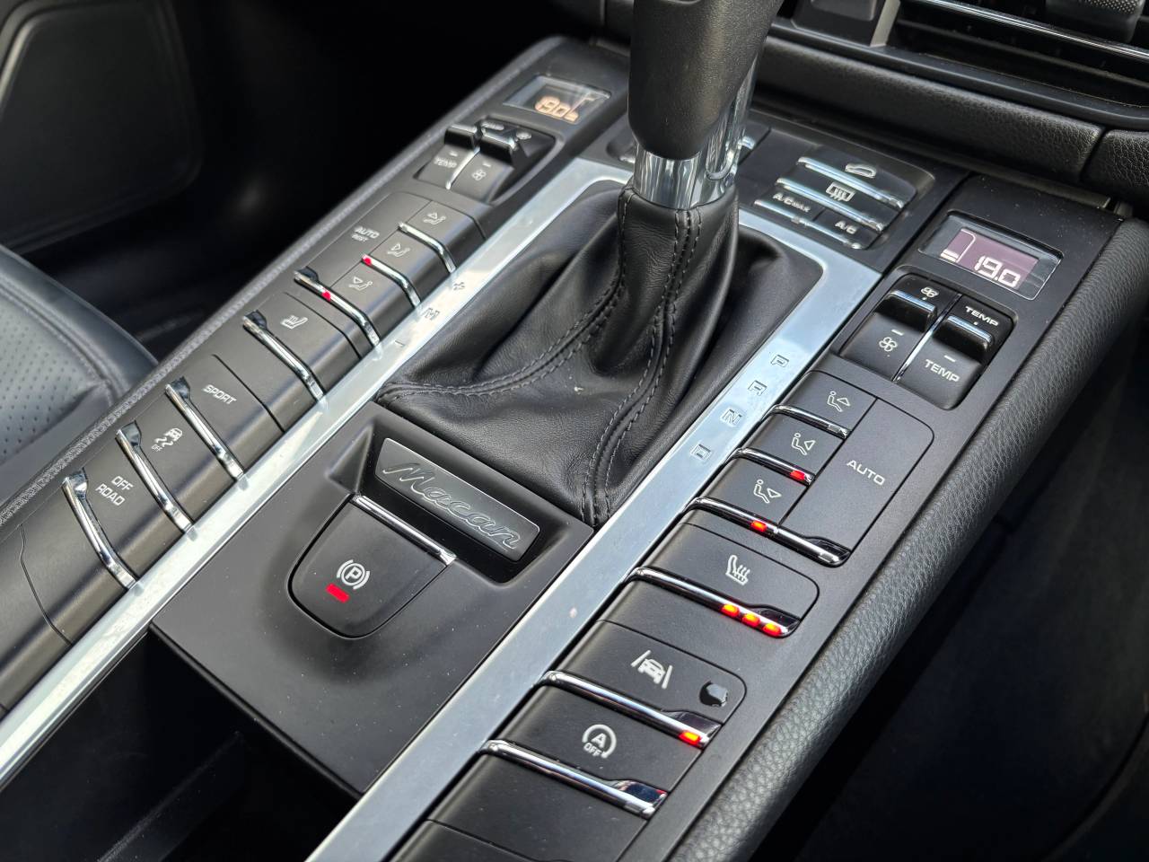 Used Porsche Macan 2020 for sale - 77551542: Photo 30