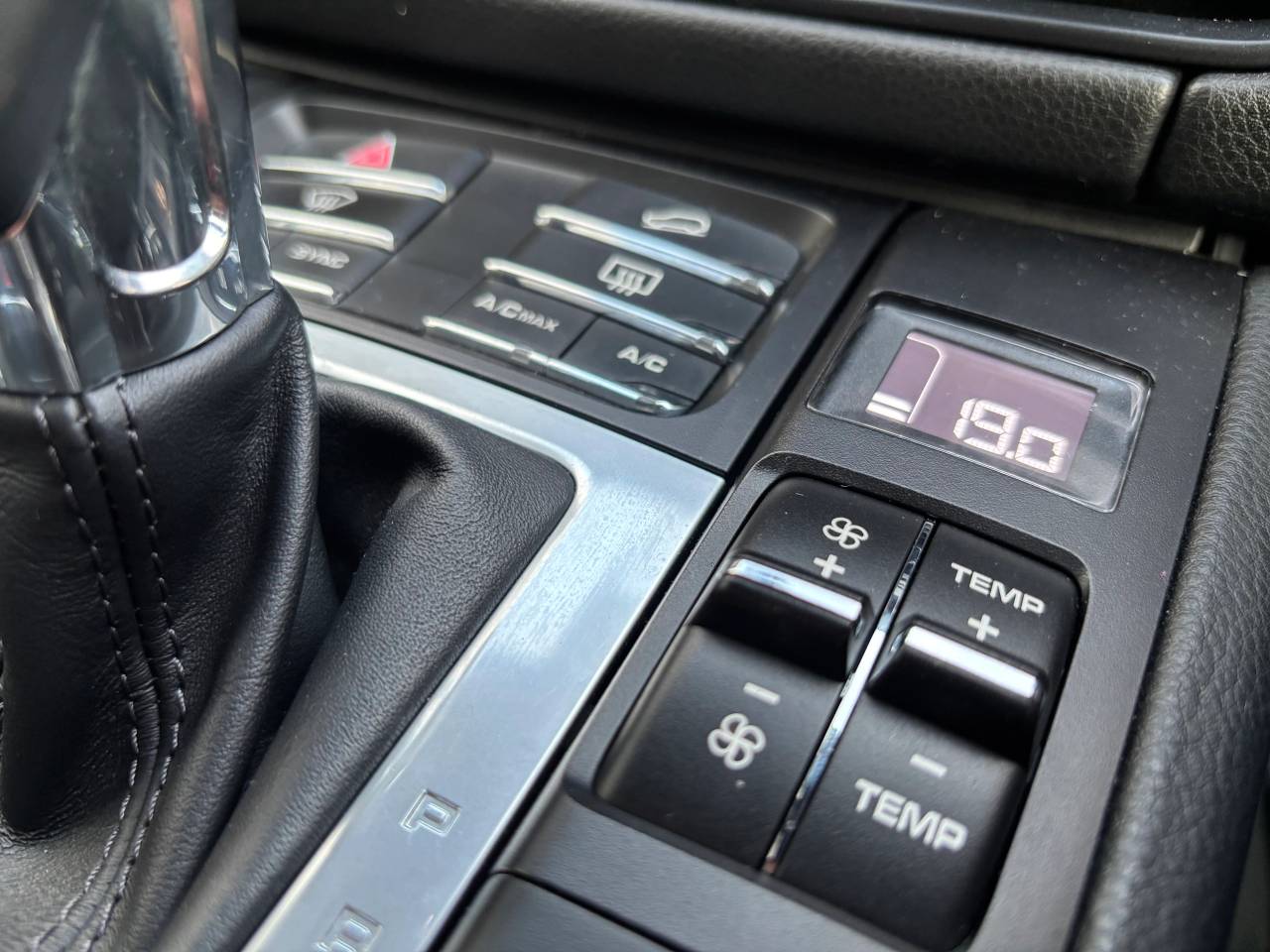 Used Porsche Macan 2020 for sale - 77551542: Photo 31