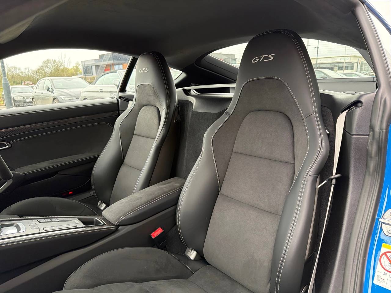 Used Porsche 718 Cayman 2025 for sale - 78008581: Photo 16