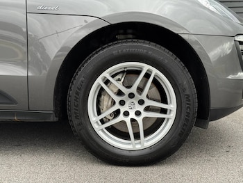 Used Porsche Macan 2015 for sale - 75659613: Photo