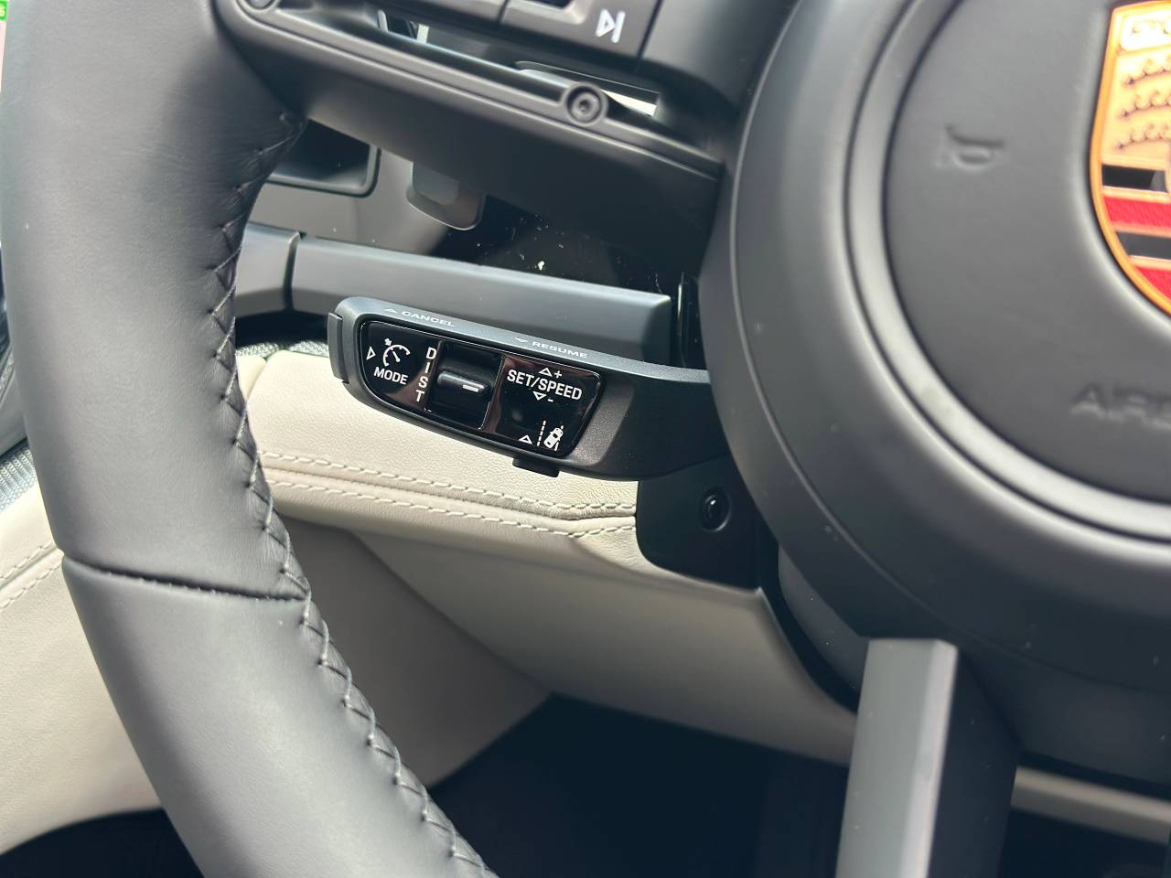 Used Porsche Panamera 2025 for sale - 76609240: Photo 25