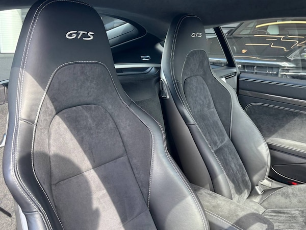 Used Porsche Cayman 2021 for sale - 76111615: Photo 8