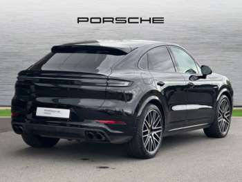 Used Porsche Cayenne 2024 for sale - 74612465: Photo