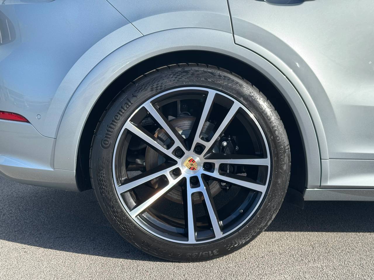 Used Porsche Cayenne 2025 for sale - 76110828: Photo 4