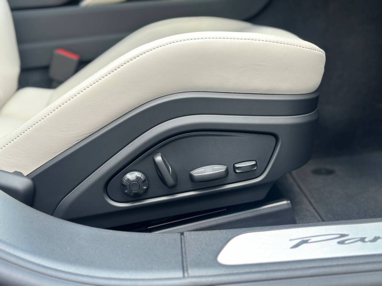 Used Porsche Panamera 2025 for sale - 77177600: Photo 31