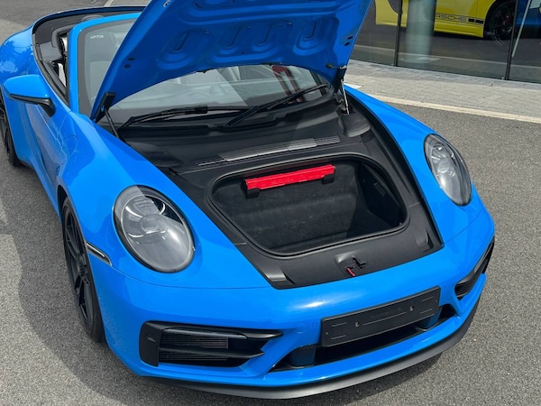 Used Porsche 911 2023 for sale - 76327795: Photo 20