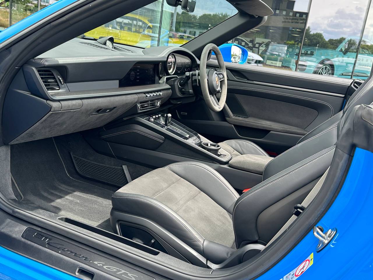 Used Porsche 911 2023 for sale - 76327795: Photo 25