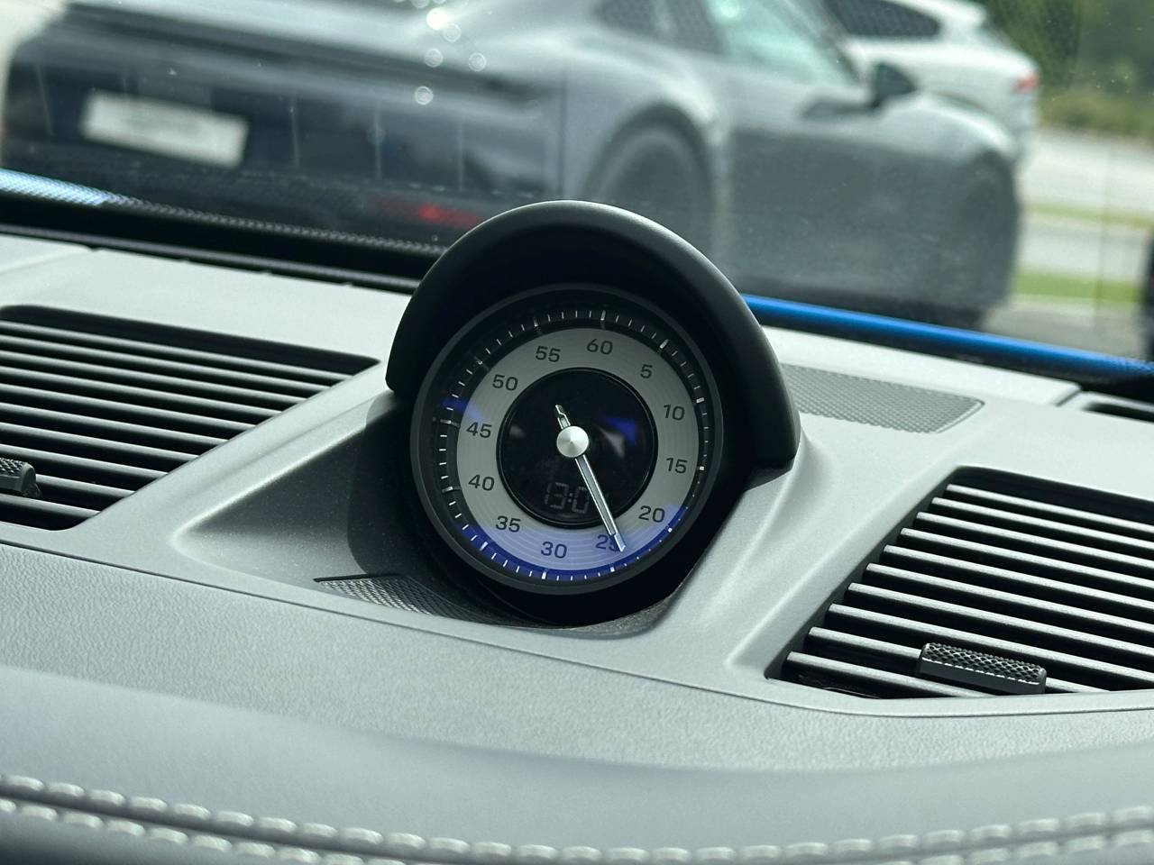 Used Porsche 911 2023 for sale - 76327795: Photo 30